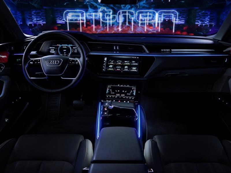 Audi e-Tron interior