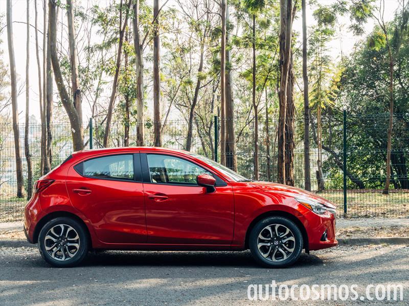 Mazda2 2016