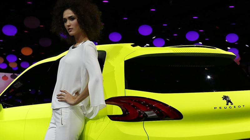 Las chicas del Salón de París 2012 II