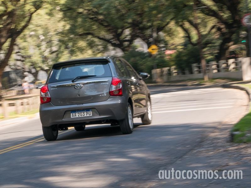 Toyota Etios Automático a prueba