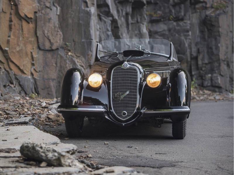 Alfa Romeo 8C Spider 1939
