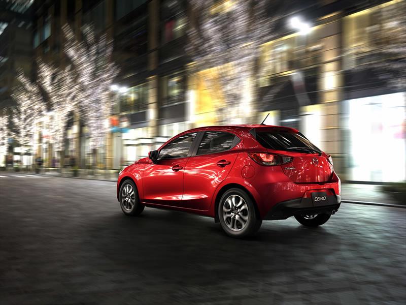 Mazda2 2016