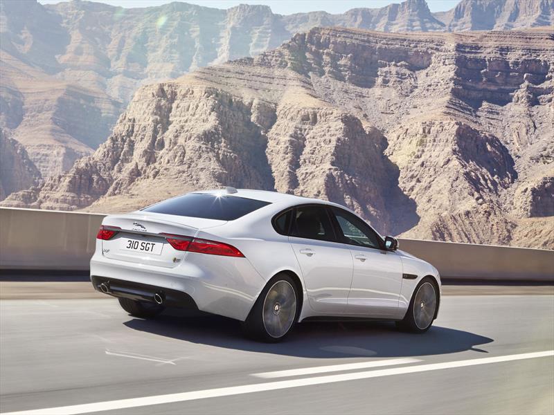 Jaguar XF segunda generación