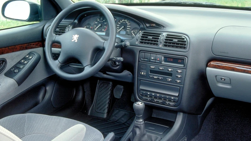 Leyendas de la Industria: Peugeot 406