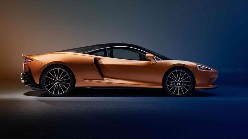 McLaren GT