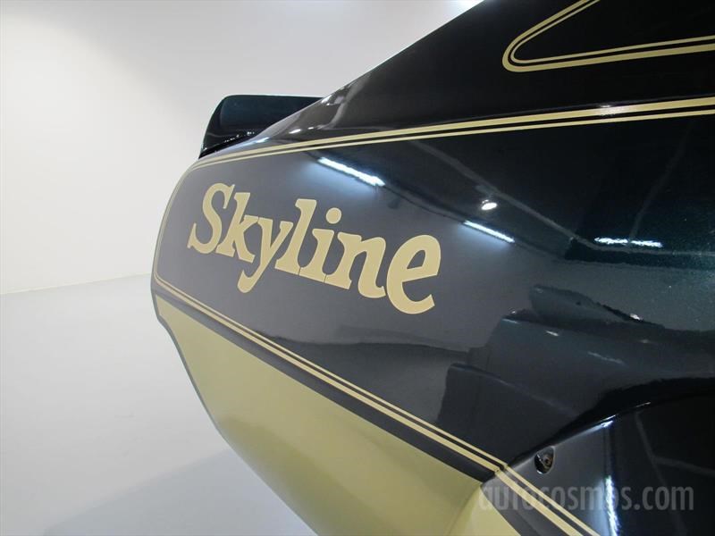 Nissan 80 aniversario - Autos de competencia