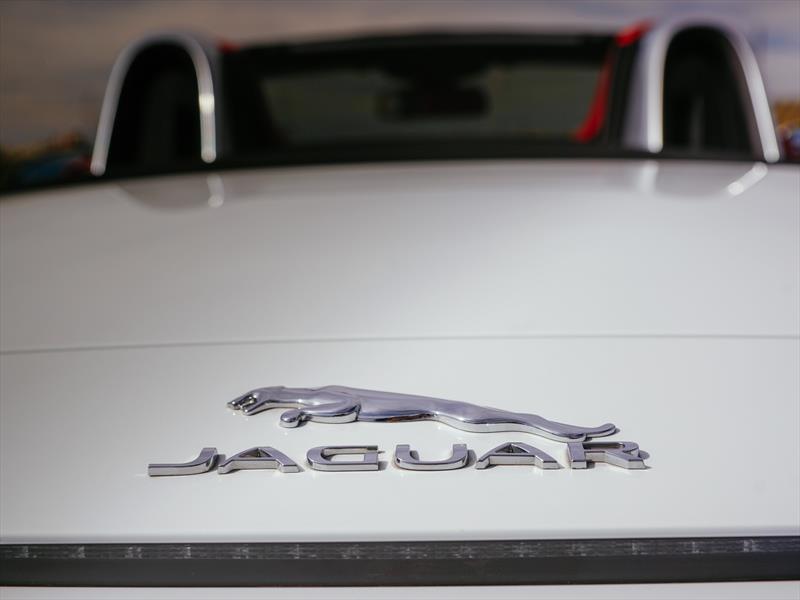 Jaguar F-Type 2014
