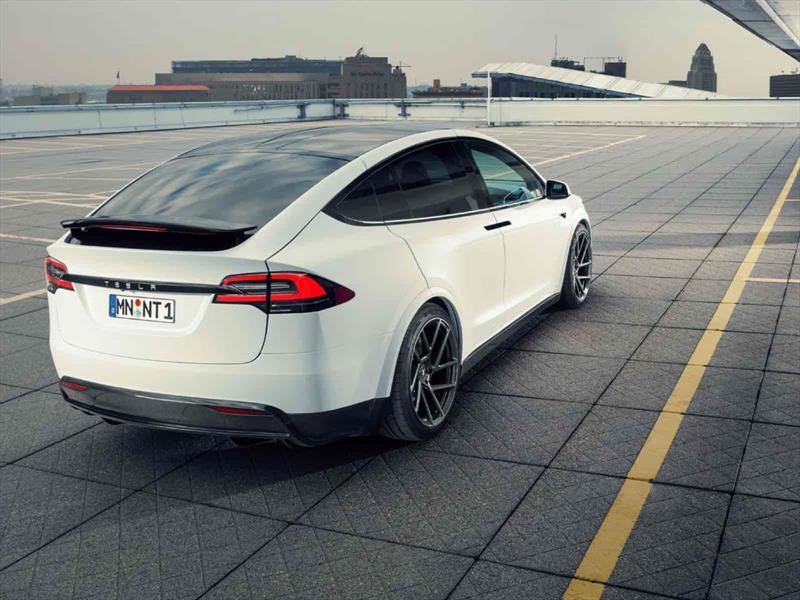 Tesla Model X por Novitec