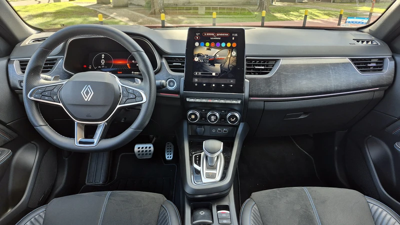 Test Drive Renault Arkana E-Tech Hybrid