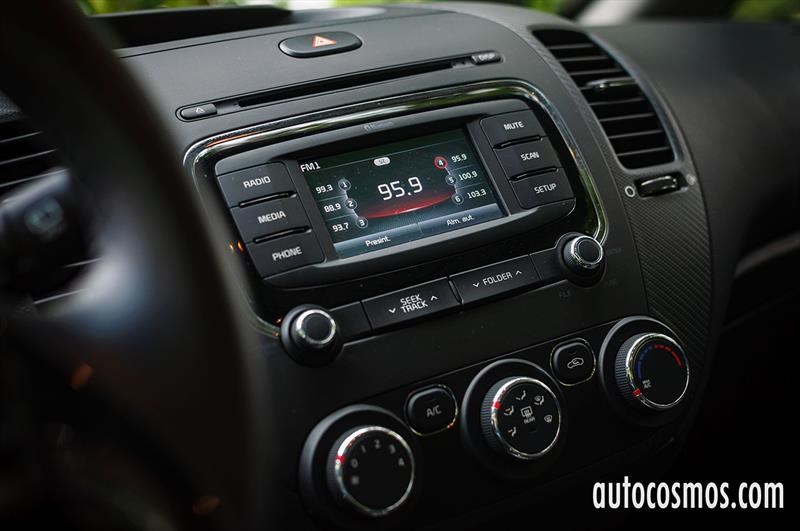 Test Drive: Kia Cerato5 2017