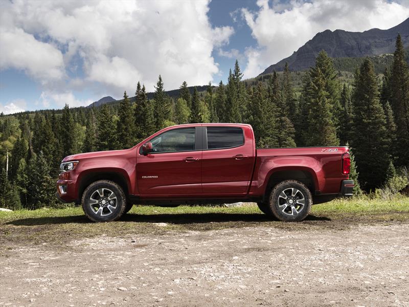 Chevrolet planea una S 10 con espíritu de Camaro