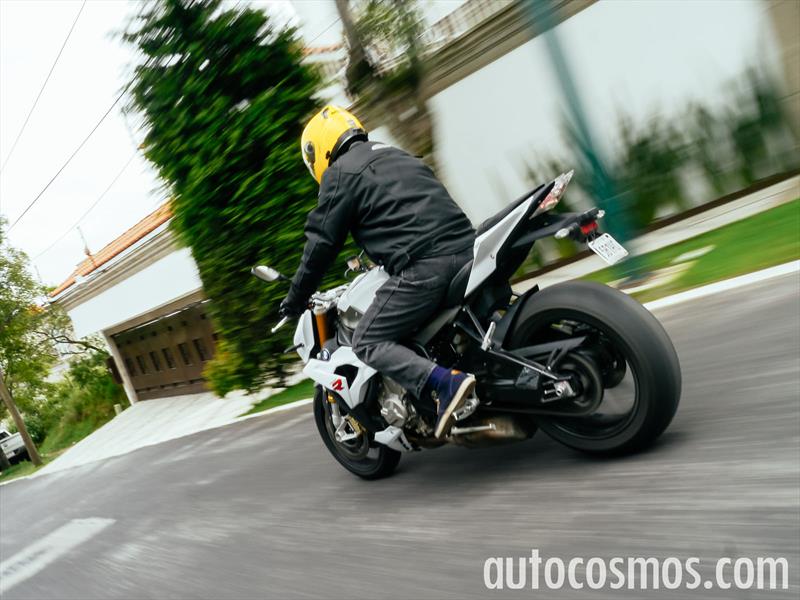 BMW S1000 R 2015