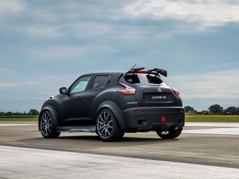 Nissan Juke-R 2.0