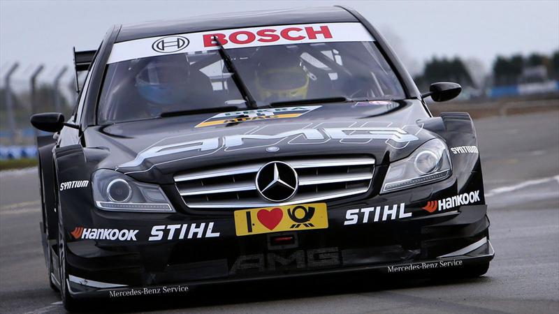 El Kun Aguero y Nico Rosberg, juntos en la pista