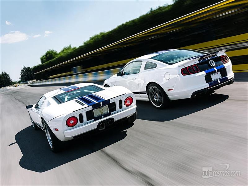Ford Mustang Shelby GT500 2013 y Ford GT