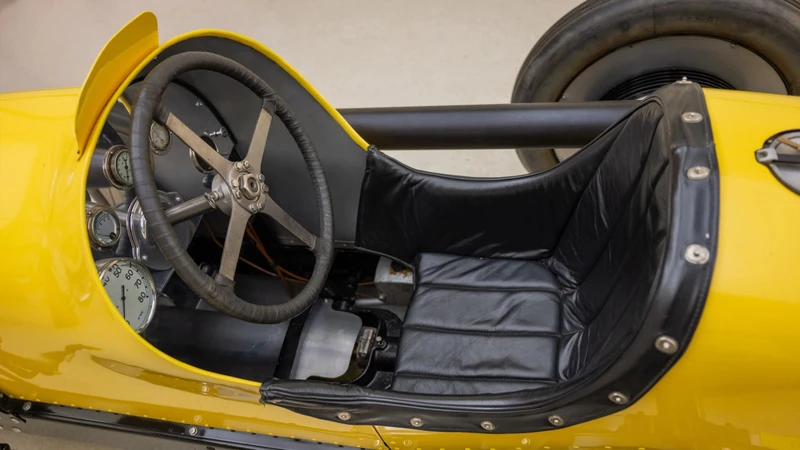 Duesenberg 122 Eight