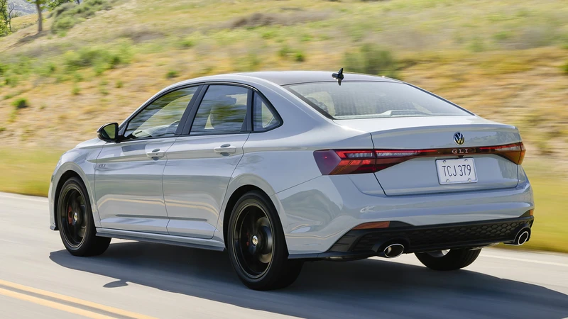 Volkswagen Vento GLI 2025