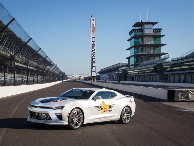 Camaro 50th Anniversary, el pace car en Indy 500
