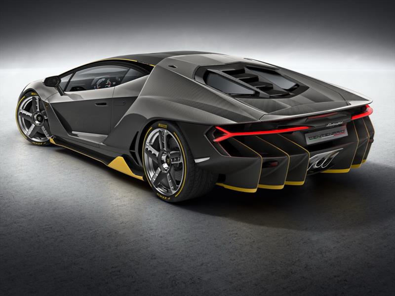 Lamborghini Centenario LP770-4