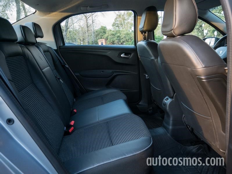 Peugeot 301 AT a prueba