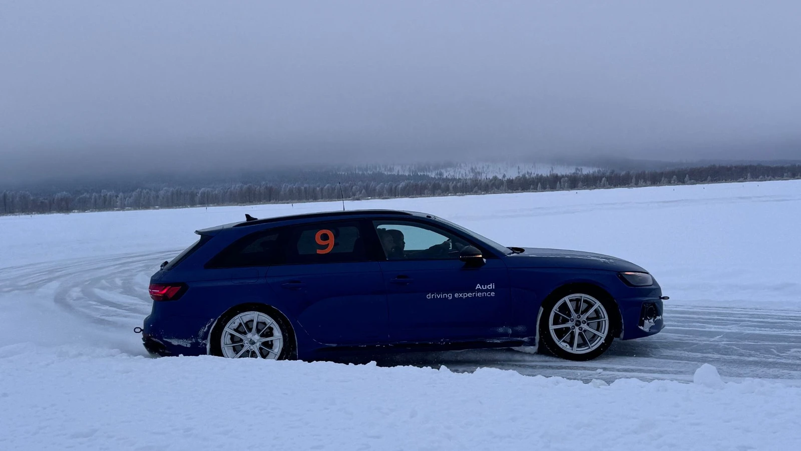 Audi Ice Experience, así es manejar un auto en un lago congelado