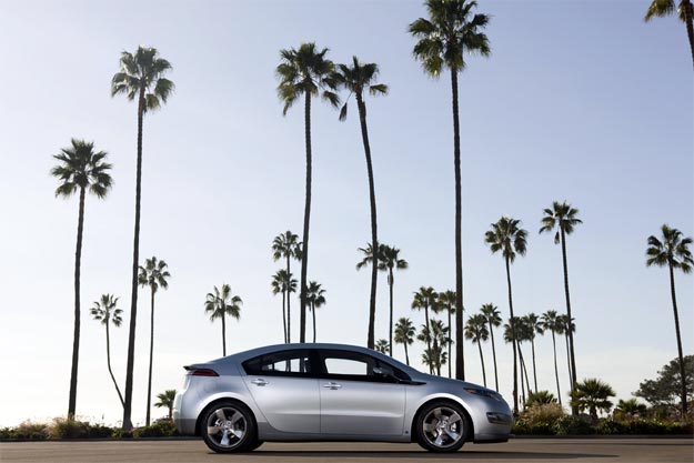 Chevrolet Volt, 100 kilómetros con un litro de gasolina