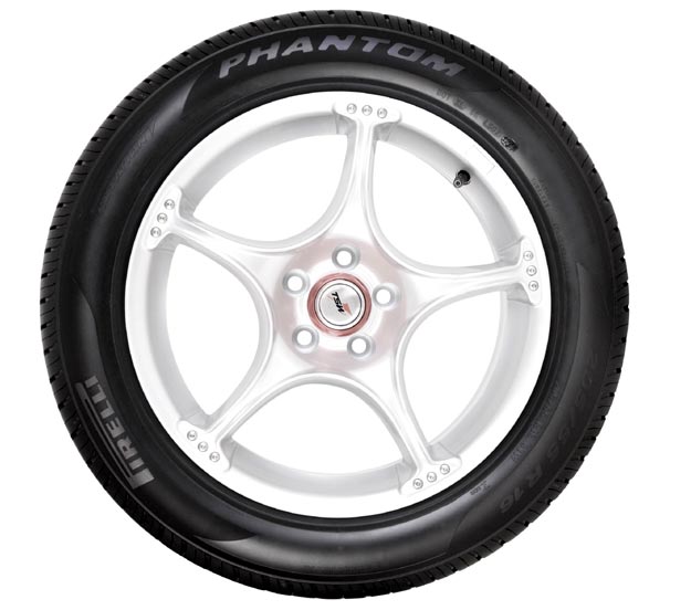 Pirelli lanza su nueva llanta de alto desempeño, Phantom 