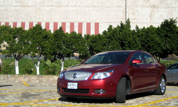 Buick LaCrosse 2010 llega a México