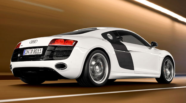 El Audi R8 V10 recibe el premio World Performance Car 2010