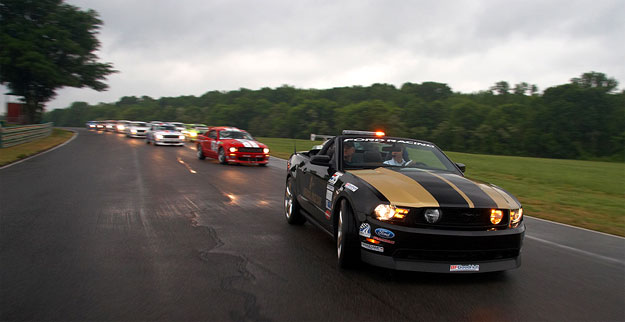 Tuning: Ford Mustang Pace Car por Hurst