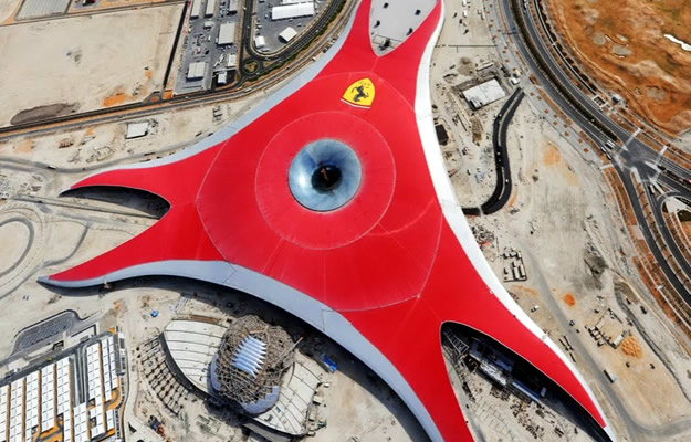 La montaña rusa de Ferrari, lo más parecido a manejar un F1