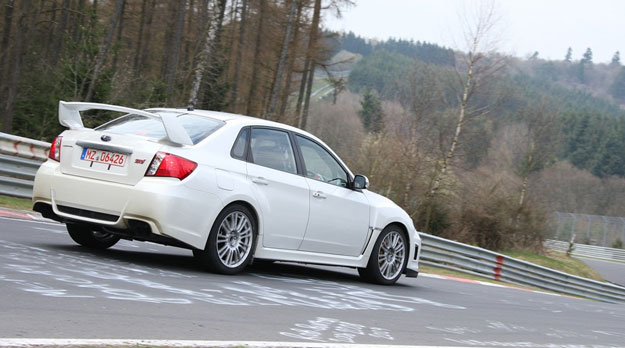 Subaru Impreza WRX STi Sedán visita el circuito de Nürburgring