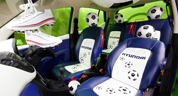 Hyundai i10 muestra su espíritu mundialista