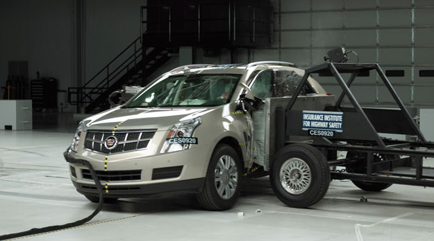 Cadillac SRX catalogada con Top Safety Pick por el IHS