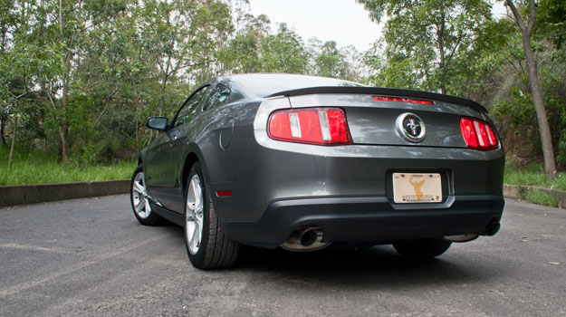 Ford Mustang V6 2011 a prueba