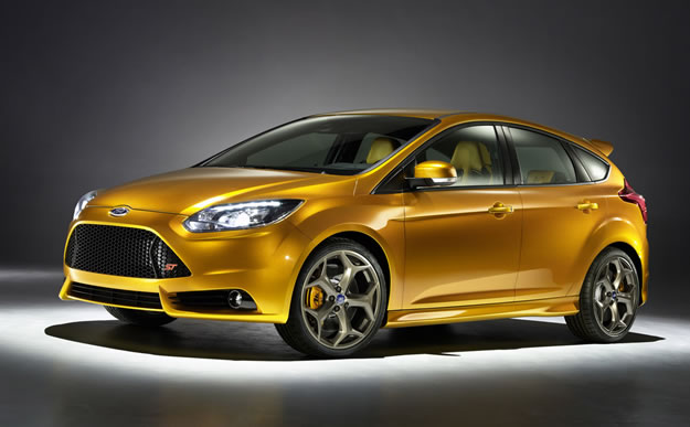 Ford Focus ST 2012 se presenta en París