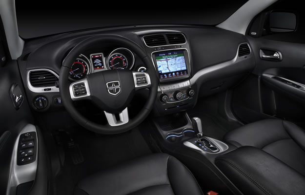 Dodge Journey 2011 cambios en motor e interiores