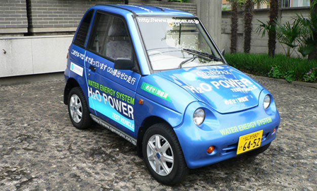 Genepax desarrolla autos que funcionan con agua