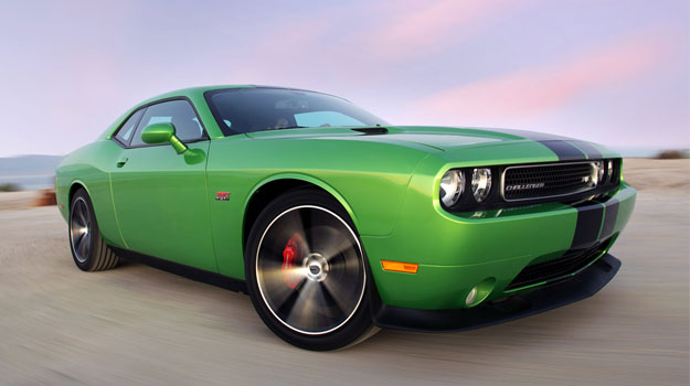 Dodge Challenger verde de envidia debuta en el Salón de Chicago