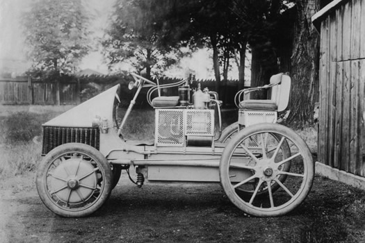 Semper Vivus Lohner-Porsche, el primer híbrido de la historia