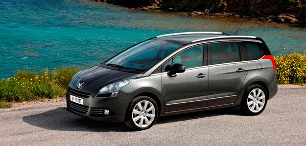 5008: lo nuevo de Peugeot para la familia