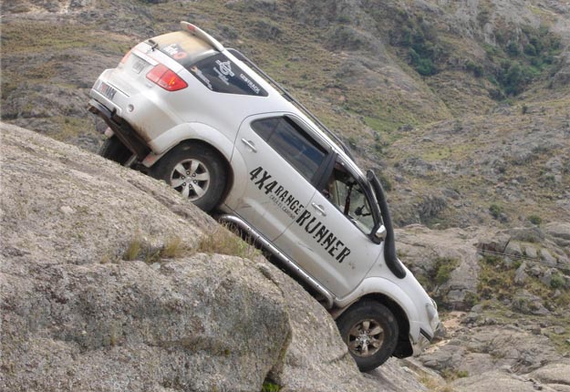 Ford y Fate de paseo por las coloridas sierras cordobesas