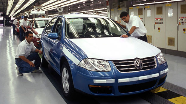 Volkswagen de México logra acuerdo salarial con sindicato