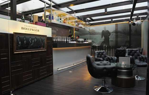 Exclusivo Aston Martin Club Lounge en Singapur
