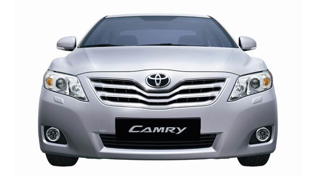 Toyota presentó el Camry 2010
