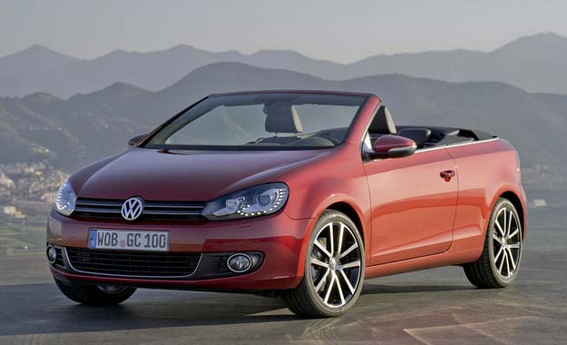 Volkswagen Golf Cabrio: con techo de lona