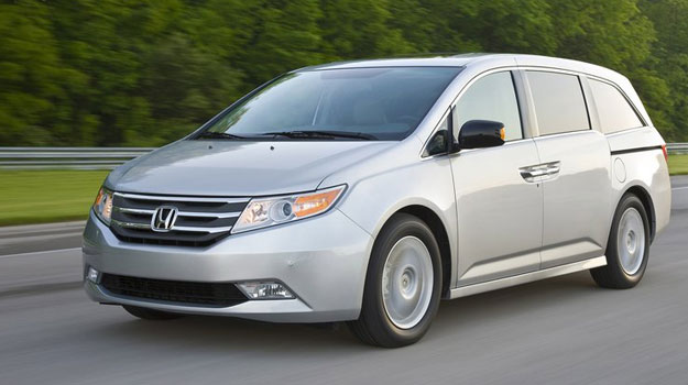 A revisión más de 33 mil minivans Honda Odyssey 2011