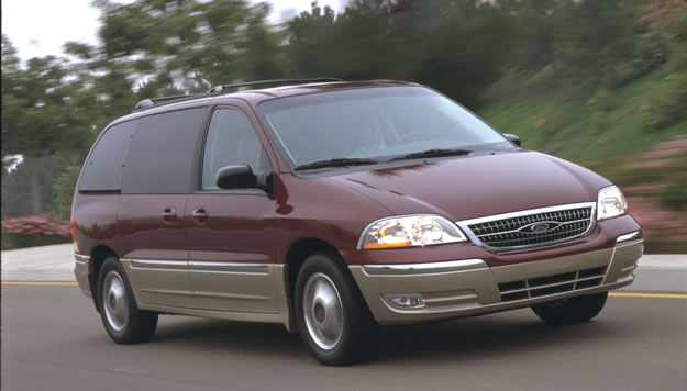 Medio millón de minivans Ford Windstar a revisión