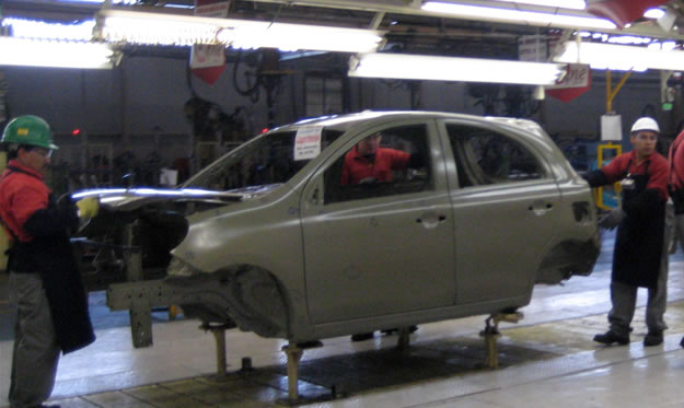 Captamos al Nissan March 2011 que ya se produce en Aguascalientes