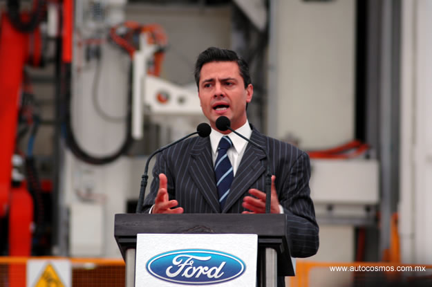 Visita Enrique Peña Nieto la Planta de Ford en Cuautitlán